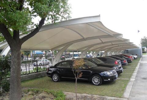 膜結構車棚哪家好